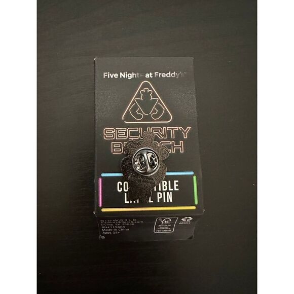 FNAF Five Nights at Freddy's Security Breach Swapins blind box pin - Fazbear - Picture 2 of 2